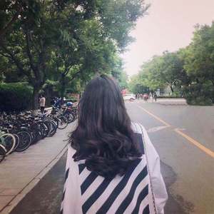 妈妈让我cao她上瘾
